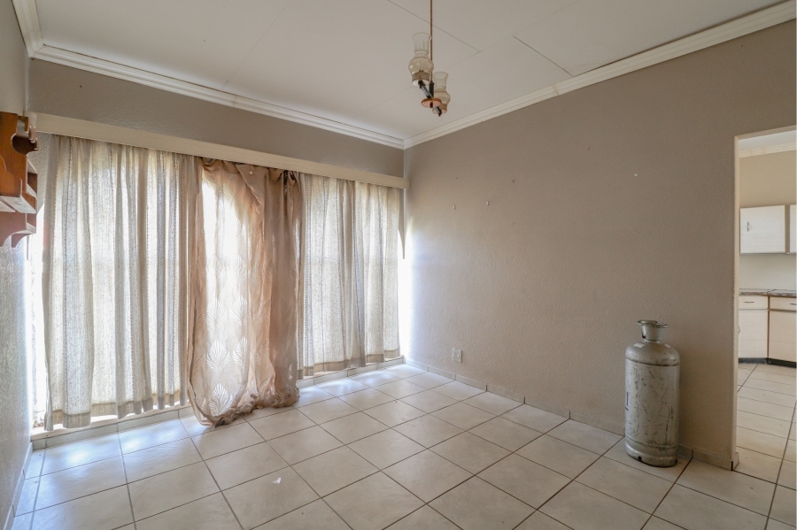 To Let 3 Bedroom Property for Rent in La Hoff North West
